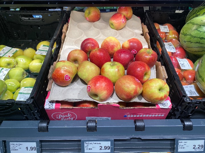 Apple - Pink Lady
